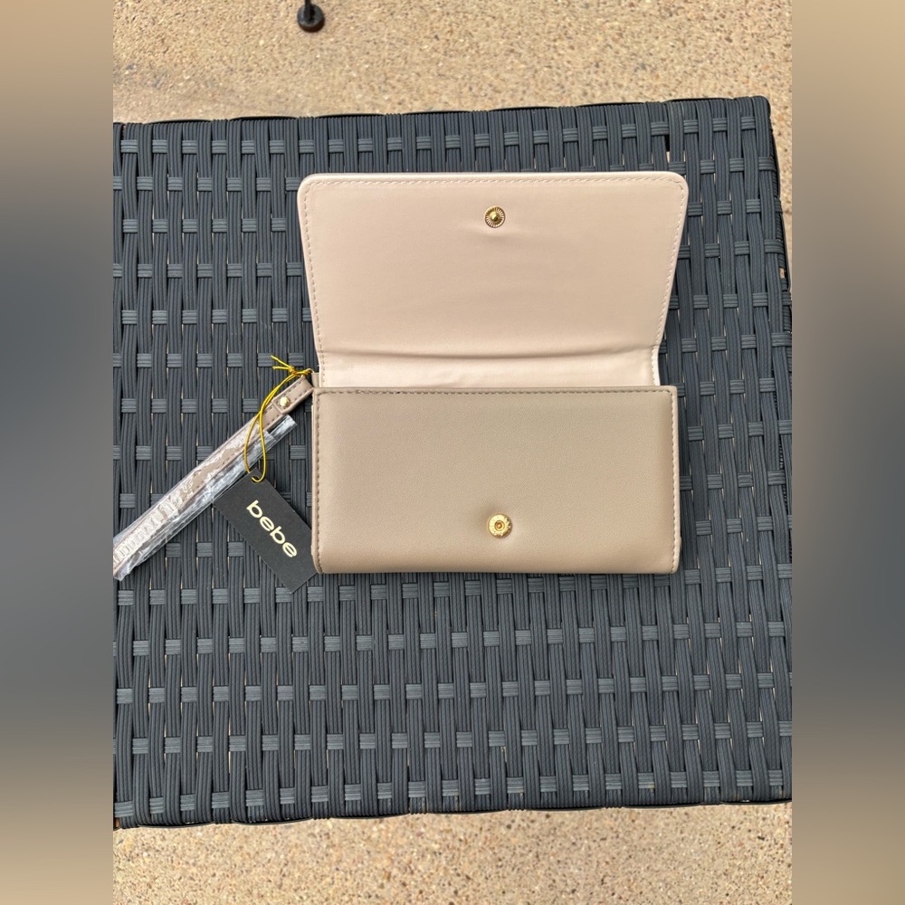 Bebe taupe trifold  Embroidery Wallet - Picture 4 of 9